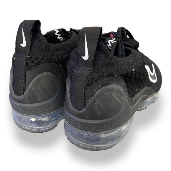 Nike Womens Air Vapormax 2021 Flyknit Black Silver White DC4112-002 size 7 New - Picture 4 of 6